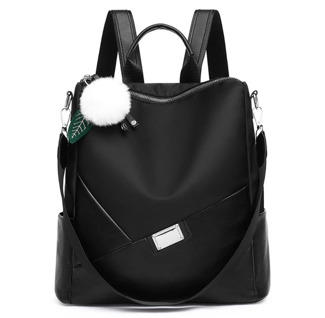 BOLSO MORRAL DE LUJO  LLAVERO POMPON